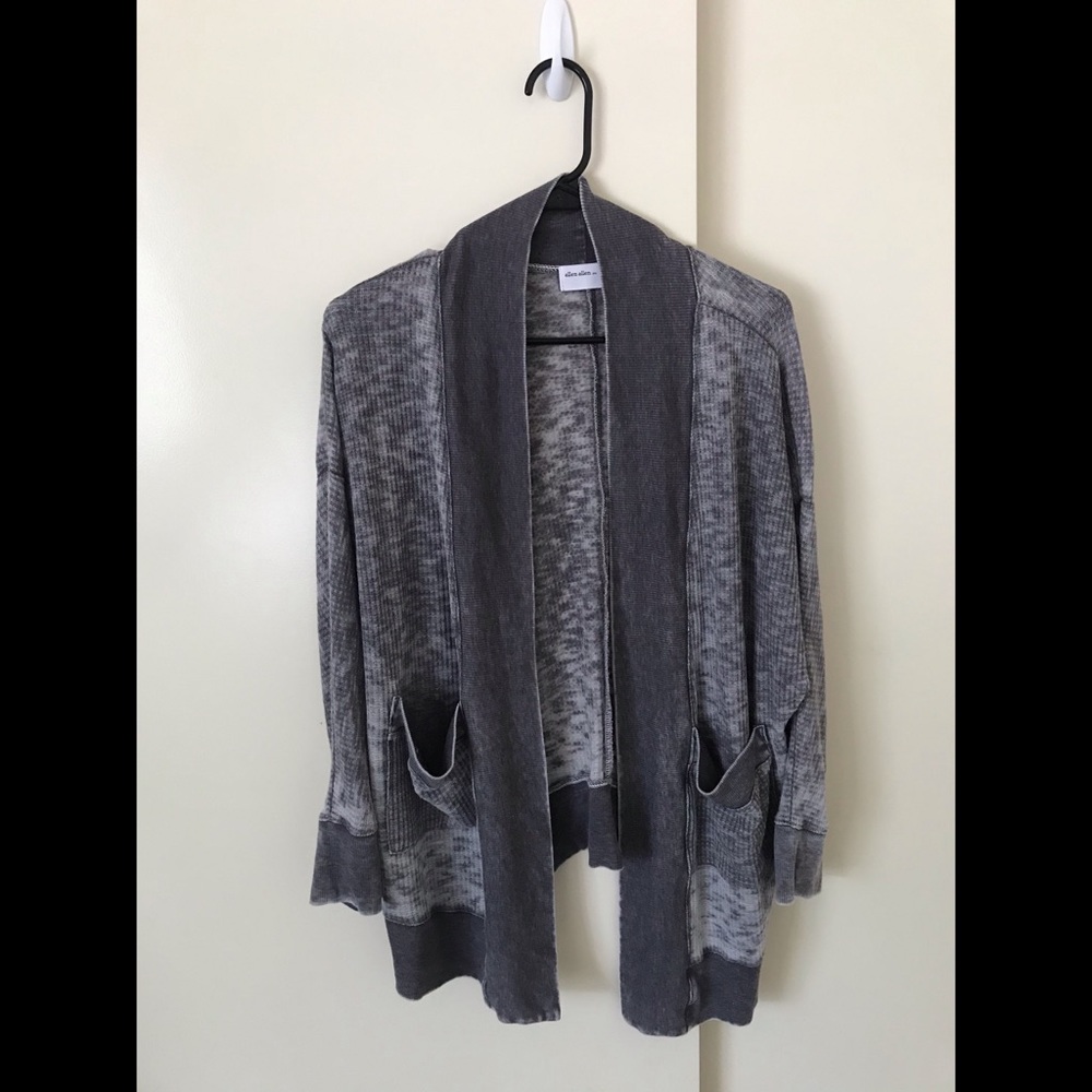Silver gray light cardigan